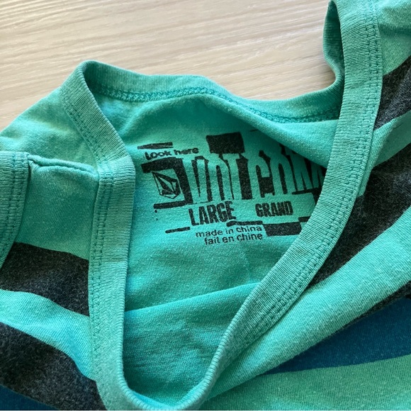 BUNDLE! THREE Tanks Size: M-L (KIDS) - Picture 16 of 16